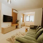 Mara Apartments&Studios Hils