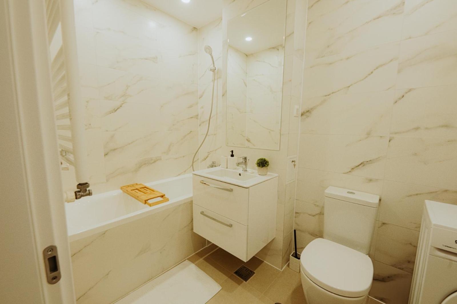 Mara Apartments&studios Hils Bucharest